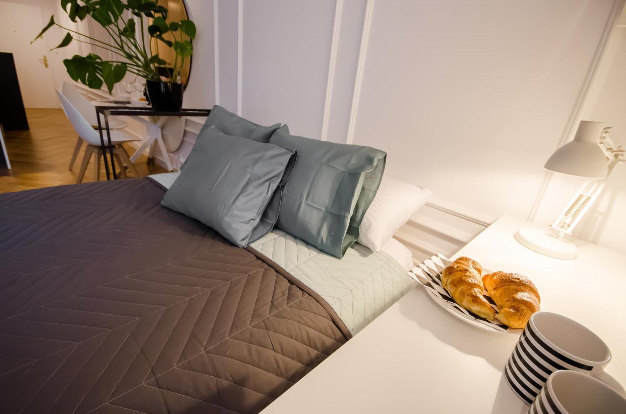 Old Town Premium Queen'S Apartments Краків Номер фото