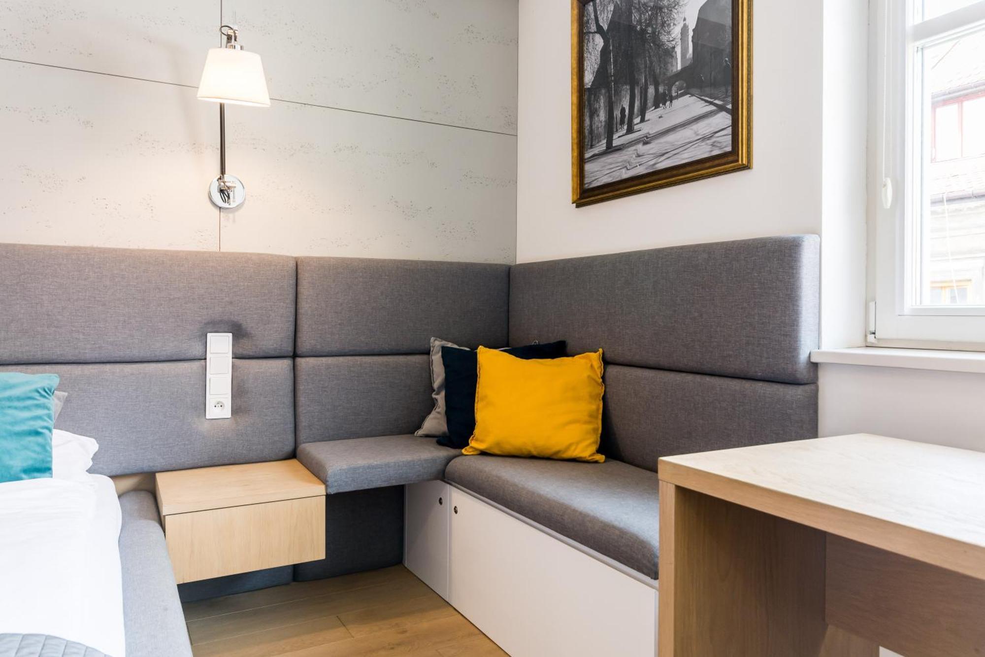 Old Town Premium Queen'S Apartments Краків Екстер'єр фото